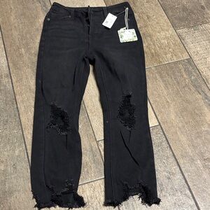Chelsea & Violet Black Distressed Ankle Jeans